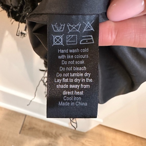 EUC Lioness Kendall Tweed Blazer with Sliver buttons - Picture 6 of 6